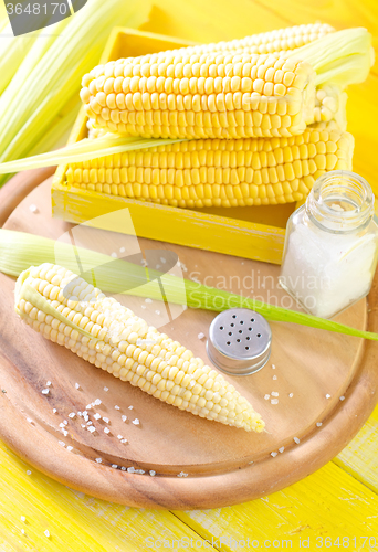 Image of boiled corn with salt