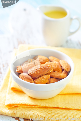 Image of almond