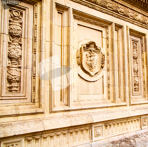 Image of england  historic   marble and statue in old city of london 