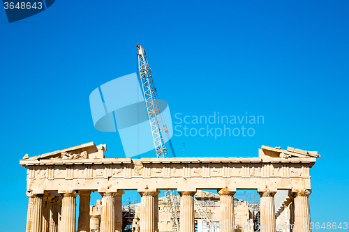 Image of statue acropolis athens   place  and  krane