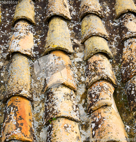 Image of old moroccan  tile roof in the old city 