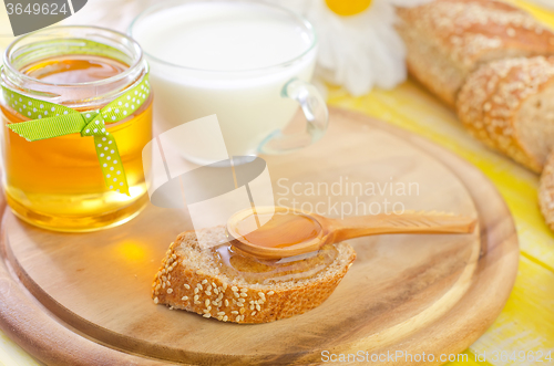 Image of honey and bread