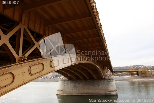 Image of Margit bridge in Budapest