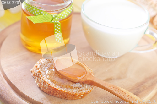 Image of honey and bread