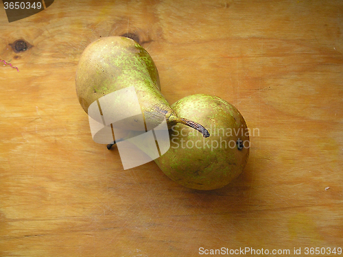 Image of sunny ripe pears