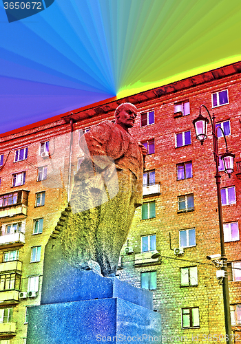 Image of the monument to Lenin