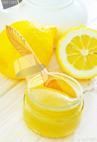 Image of honey and lemons