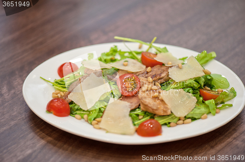 Image of chicken salad with parmesan 