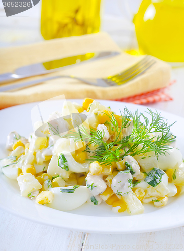 Image of Fresh salad with chicken