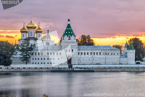 Image of Kostroma. Ipatievsky monastery in twilight