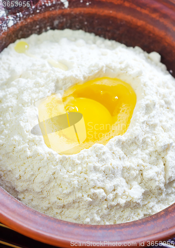Image of flour and eggs