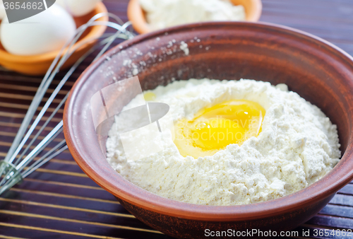 Image of flour and eggs