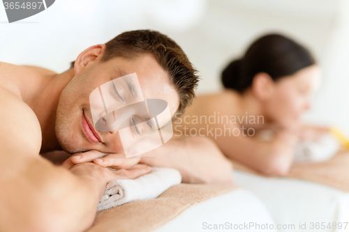 Image of couple in spa