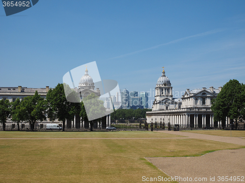 Image of Canary Wharf in London