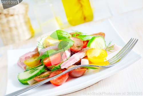Image of fresh salad