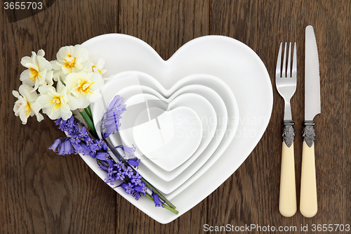 Image of Floral Place Setting on Oak