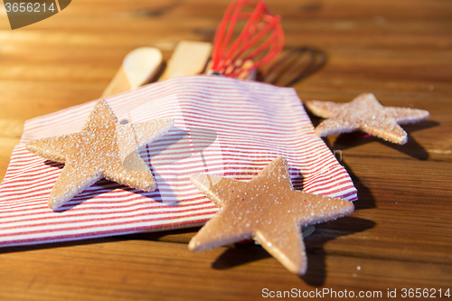 Image of close up of gingerbread and baking kitchenware set