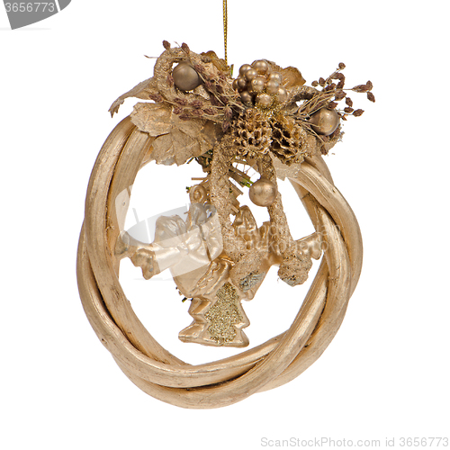 Image of A gold christmas wreath