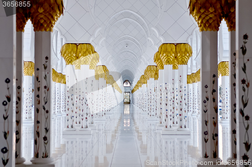 Image of the Sheikh Zayed Grand Mosque