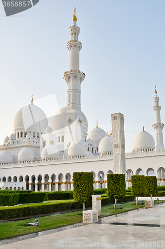 Image of the Sheikh Zayed Grand Mosque