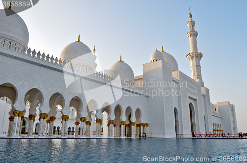 Image of the Sheikh Zayed Grand Mosque