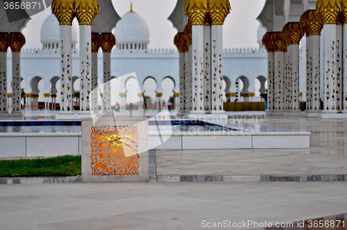 Image of the Sheikh Zayed Grand Mosque