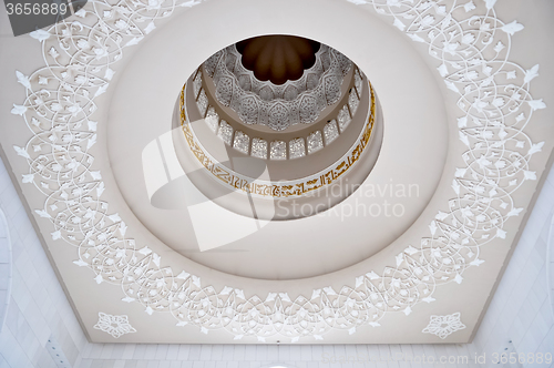 Image of the Sheikh Zayed Grand Mosque