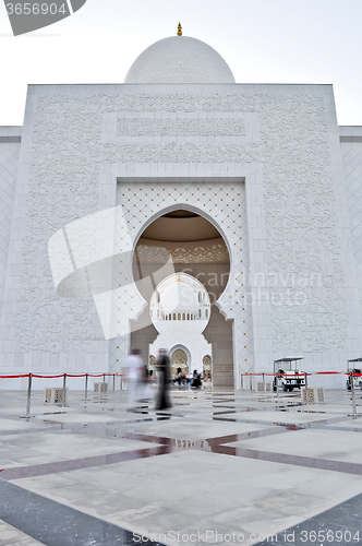 Image of the Sheikh Zayed Grand Mosque