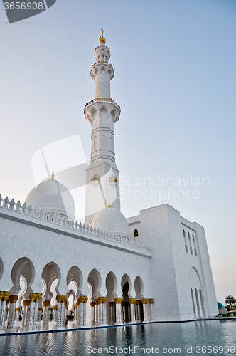 Image of the Sheikh Zayed Grand Mosque