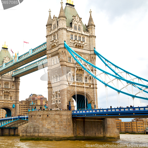 Image of london tower in england old bridge and the cloudy sky