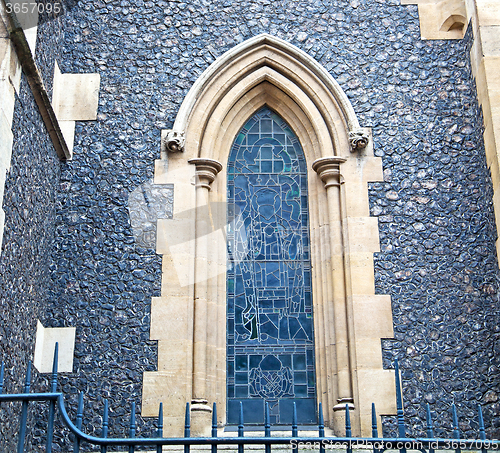 Image of door southwark  cathedral in london england old  construction an