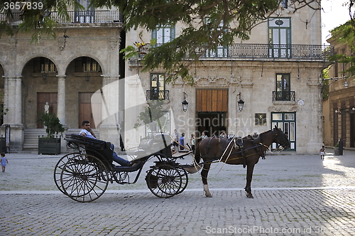 Image of Havana old city carriage with horse.