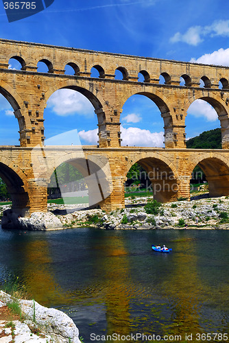 Image of Pont du Gard in southern France