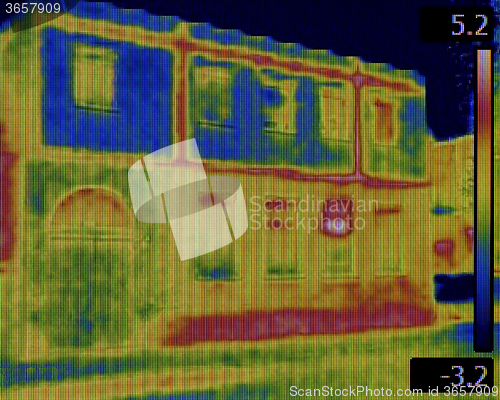 Image of Facade Leaking Infrared