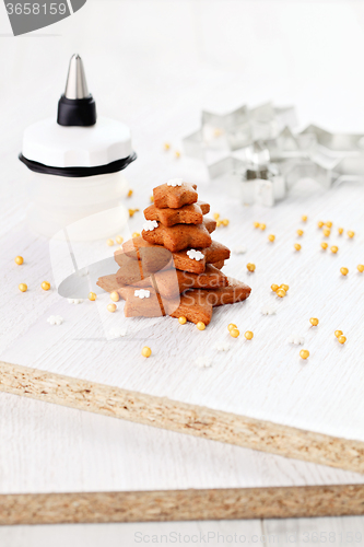 Image of gingerbread tree