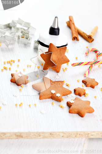 Image of gingerbread tree