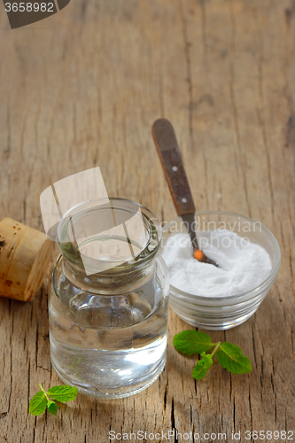 Image of homemade mouthwash 