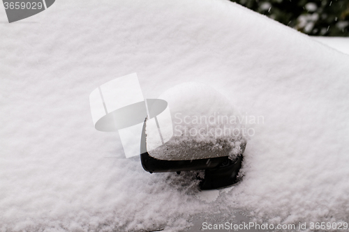 Image of Snowy car