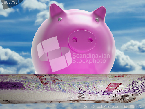 Image of Flying Pig Shows High Prosperity And Investment