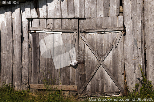 Image of old wooden gate  