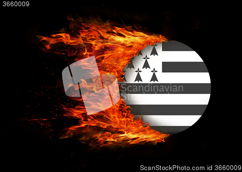 Image of Flag with a trail of fire - Brittany