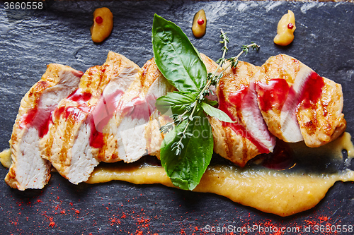 Image of Grilled chicken breast with polenta