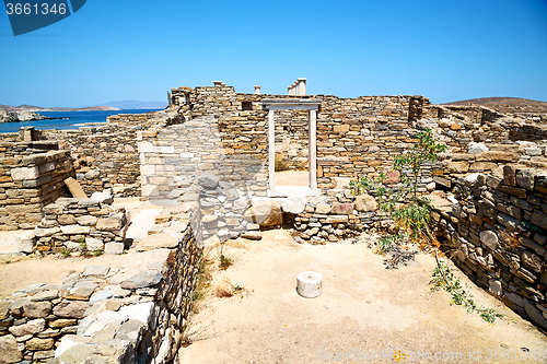 Image of famous   in delos  the historycal   ruin site