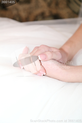 Image of hands 