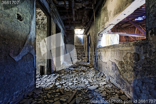 Image of ruins factory damage