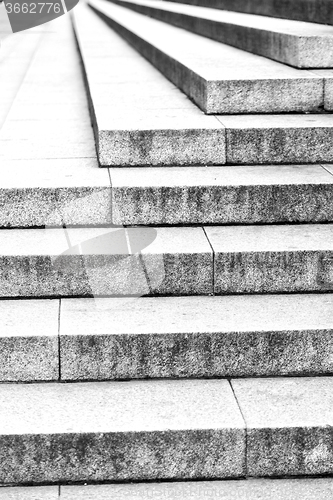 Image of in london  monument old steps and marble ancien line 