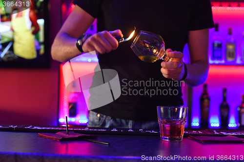 Image of Making cocktail in bar