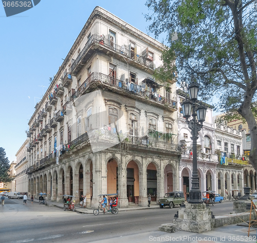 Image of street scenery in Havana