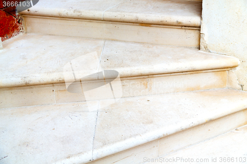 Image of in london  monument  marble ancien line 