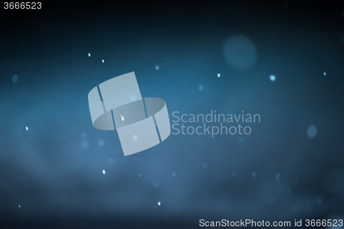 Image of falling snow